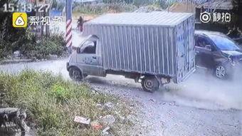 小卡车最新爆料视频大全,精彩瞬间尽收眼底